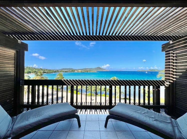 Sapphire Beachfront Renovated Villa 1200 Sf! - Free Wi-Fi Nazareth Kültér fotó